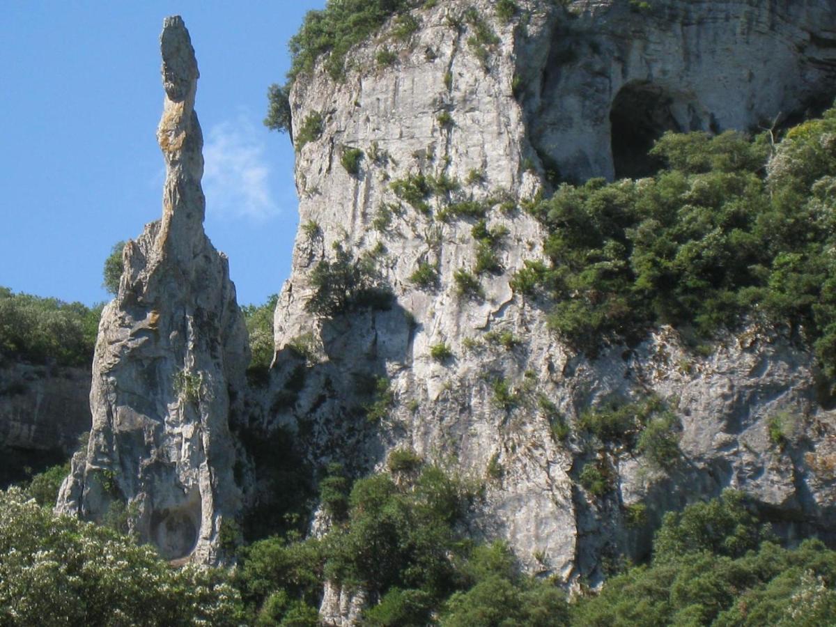 Hebergements Des Posas Sampzon 외부 사진